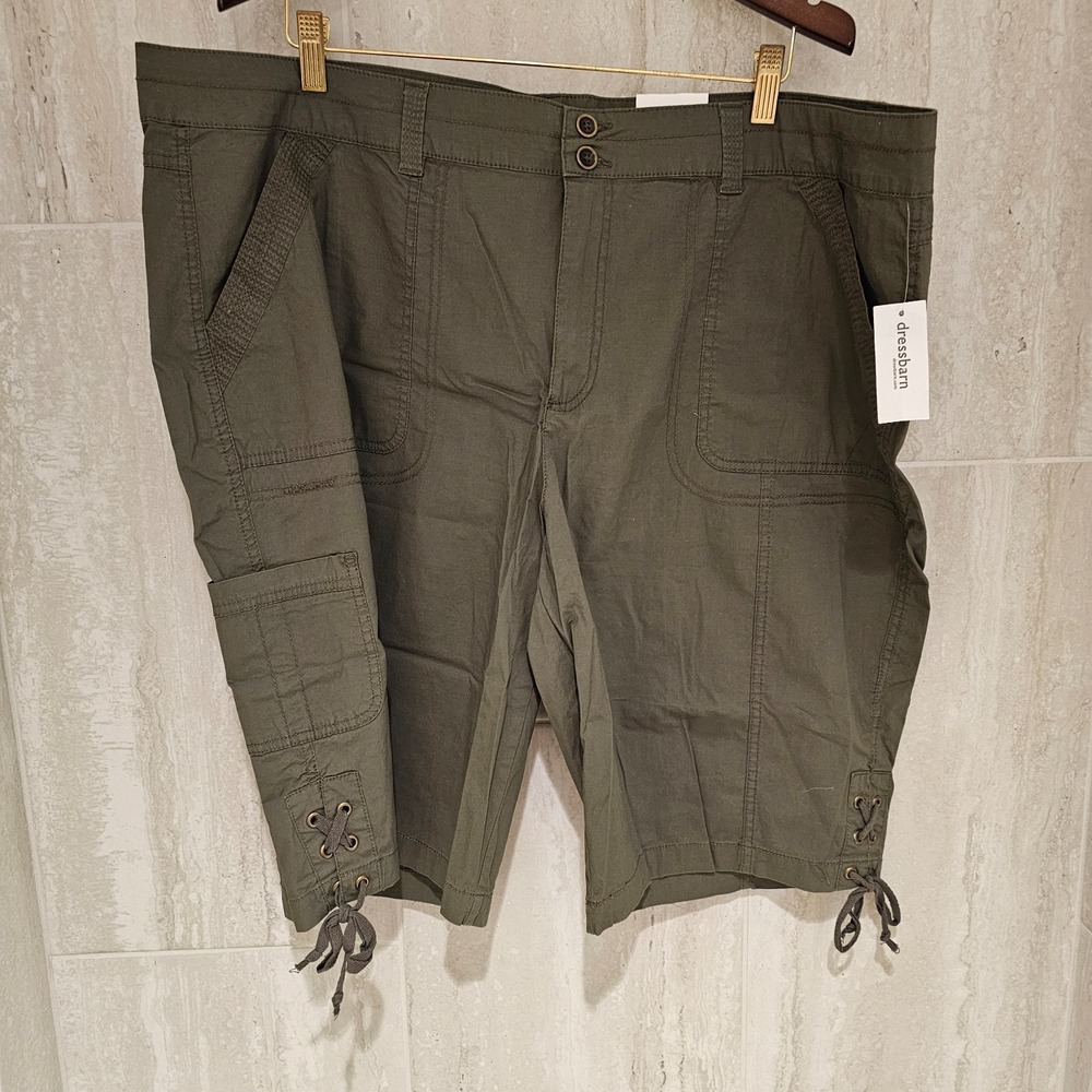 Westport Womens Shorts Bermuda Plus Size 22 Sig Fit Mid Rise Green NWT